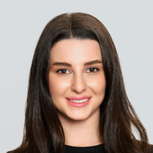 Абакарова Зарина Гаджишамхаловна, ортодонт