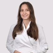 Слыш Полина Денисовна, детский стоматолог
