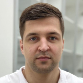 Угримов Александр Александрович, стоматолог-хирург