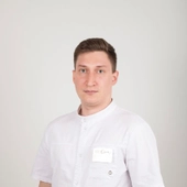 Аксенов Никита Александрович, стоматолог-терапевт