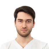 Бербеков Кантемир Робертович, стоматолог-хирург