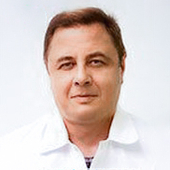 Москаленко Кирилл Николаевич, стоматолог-хирург