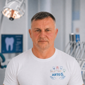 Иванов Дмитрий Анатольевич, стоматолог-терапевт