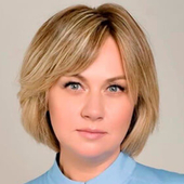 Колесникова (Смирнова) Елена Олеговна, акушер-гинеколог