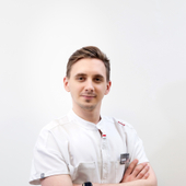 Зыбкин Леонид Александрович, стоматолог-хирург