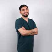 Позоян Артем Рудикович, стоматолог-хирург