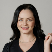 Сафронова Виктория Валерьевна, стоматолог-хирург