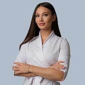 Хлызова Марина Андреевна, врач-косметолог
