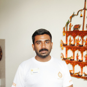 Сасидхаран Шарат Бабу, массажист