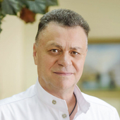 Данов Арсен Владимирович, стоматолог-хирург