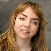 Ронина Виктория Алексеевна, стоматолог-хирург