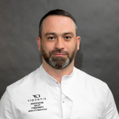 Жилоков Заур Гидович, стоматолог-хирург