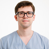 Нагайцев Семен Леонидович, стоматолог-хирург