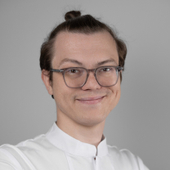 Кузьмин Александр Сергеевич, стоматолог-хирург