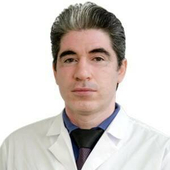 Тубаджи Ессам, офтальмолог
