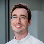 Филиппов Никина Алексеевич, стоматолог-хирург