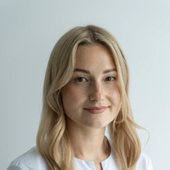 Звонкова (Суслова) Елизавета Андреевна, стоматолог-терапевт