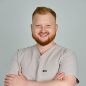 Лузянин Алексей Валерьевич, имплантолог