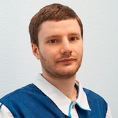 Романенко Максим Сергеевич, стоматолог-терапевт