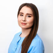 Казанцева Алина Владимировна, стоматолог-терапевт