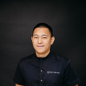 Ли Семен Артурович, стоматолог-хирург