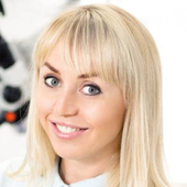 Лазаренко Александра Владиславовна, стоматолог-терапевт