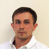 Николаев Руслан Сергеевич, стоматолог-терапевт