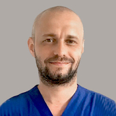 Леонов Денис Иванович, анестезиолог-реаниматолог