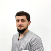 Хугаев Хамид Николаевич, стоматолог-терапевт