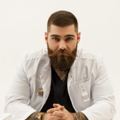 Бейдуллаев Артур Кейитмазович, нейрохирург