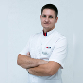 Голубев Дмитрий Сергеевич, стоматолог-хирург