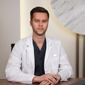 Баландин Виталий Александрович, пластический хирург