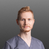 Кузьмичев Антон Сергеевич, стоматолог-терапевт