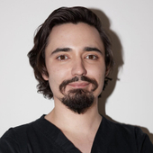 Помазков Филипп Олегович, врач-косметолог