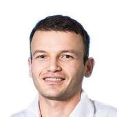 Усеинов Асан Сейдаметович, хирург