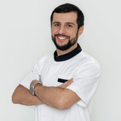 Бабаев Руслан Закирович, стоматолог-хирург