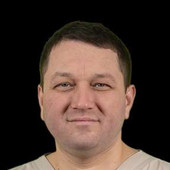 Хисамутдинов Эльдар Филюсевич, стоматолог-терапевт