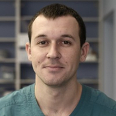 Мартынов Владимир Андреевич, стоматолог-ортопед