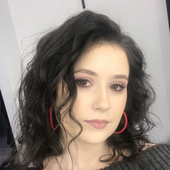 Васильева Устинья Сергеевна, стоматолог-хирург