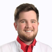 Жернаков Евгений Владиславович, гинеколог