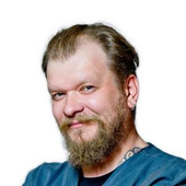 Глушко Максим Викторович, стоматолог-ортопед