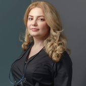 Аркаева Виктория Валерьевна, стоматолог-терапевт