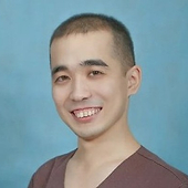 Елешев Искандер Максутович, гинеколог