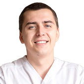 Миронычев Станислав Владимирович, стоматолог-терапевт