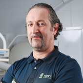 Омерэлли Эмир Романович, имплантолог