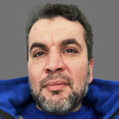 Хайдар Мохамад, врач скорой помощи