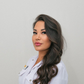 Буватинова Булгун Борисовна, врач-косметолог