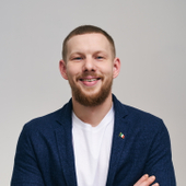 Николаев Алексей Алексеевич, стоматолог-хирург