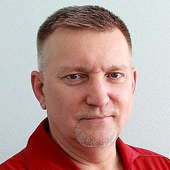 Неязов Алексей Хасанович, стоматолог-терапевт