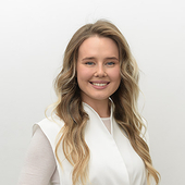 Щепотьева Полина Валерьевна, стоматолог-терапевт